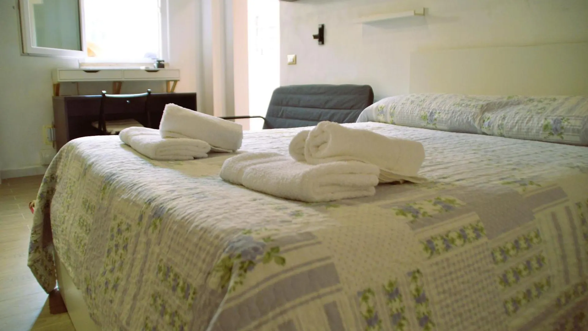 Antignano Mare Apartment Livorno